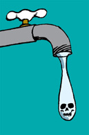 rubinetto da dove cade una goccia di acqua con facia di teschio. Fondo azzurro